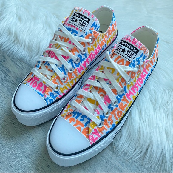 NWT Converse Chuck Taylor All Star Women’s Shoes - Picture 2 of 9